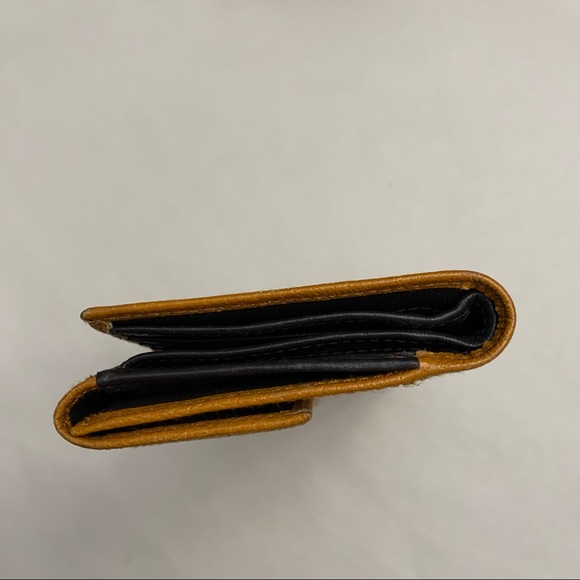 Anne Klein Leather Wallet Mustard Yellow Cute Minimalist Classy simple clutch - Picture 9 of 13